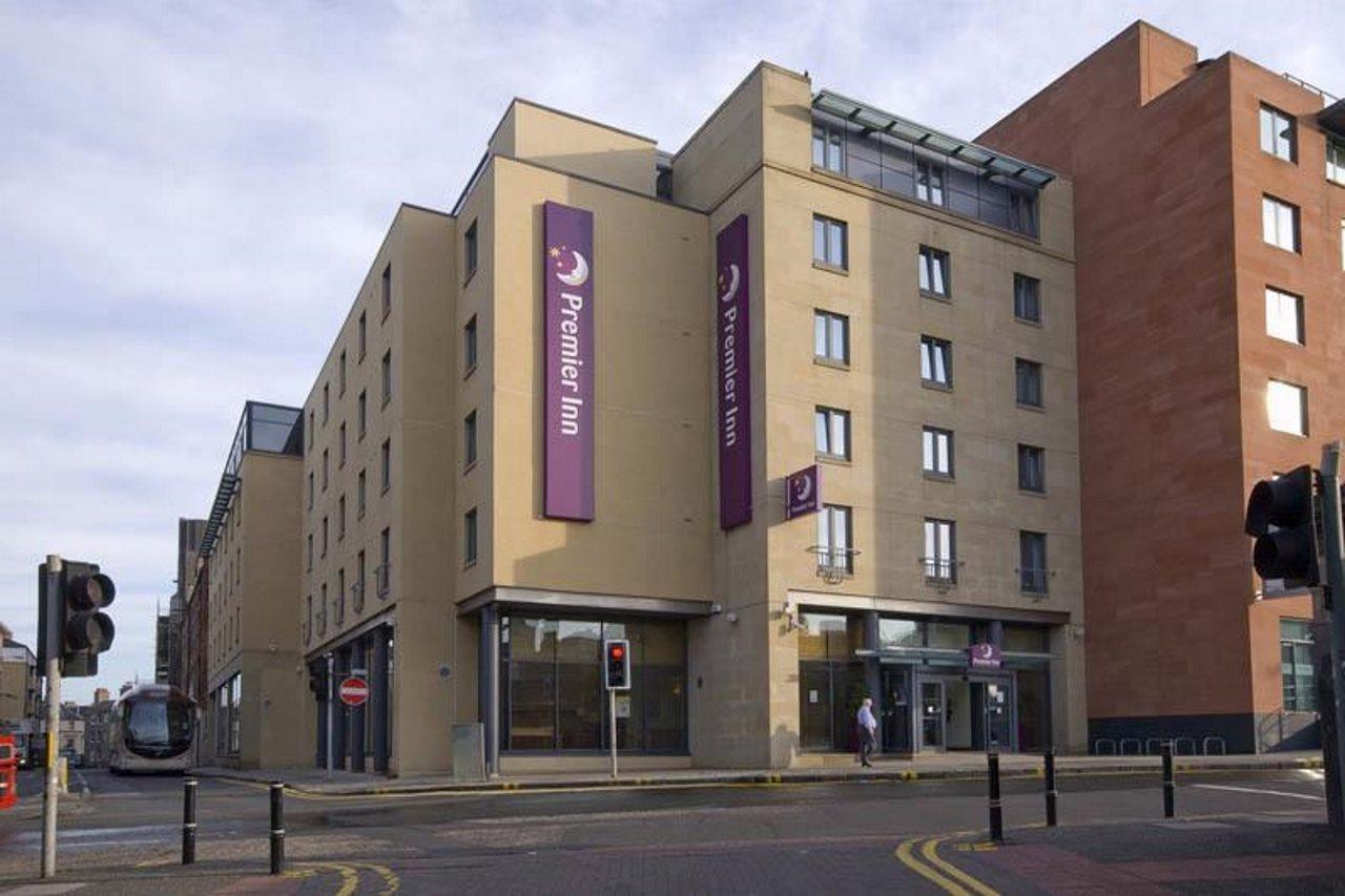 Premier Inn Edinburgh Central Exterior foto